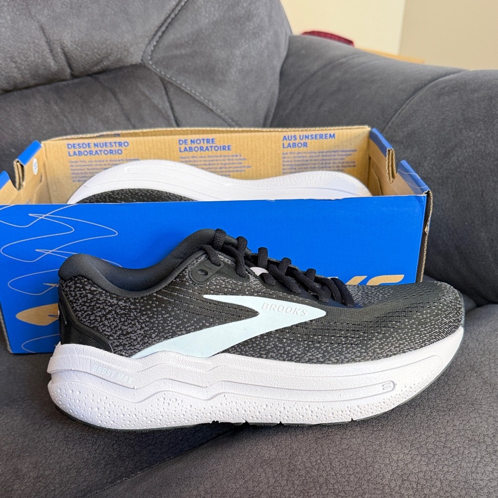 Brooks Ghost Max 2